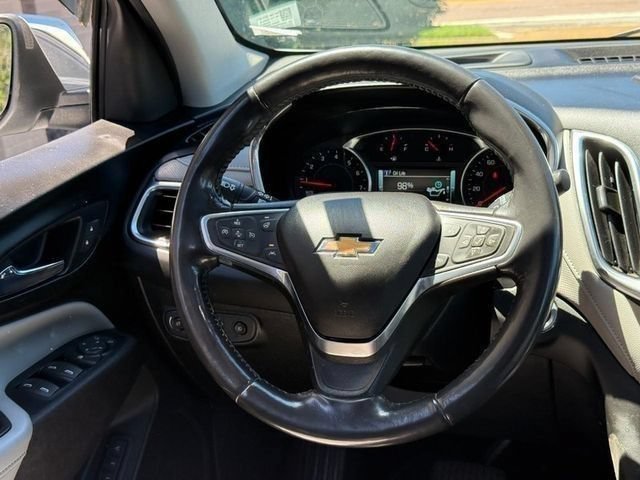 Used 2018 SUMMIT WHITE Chevrolet Premier image 12