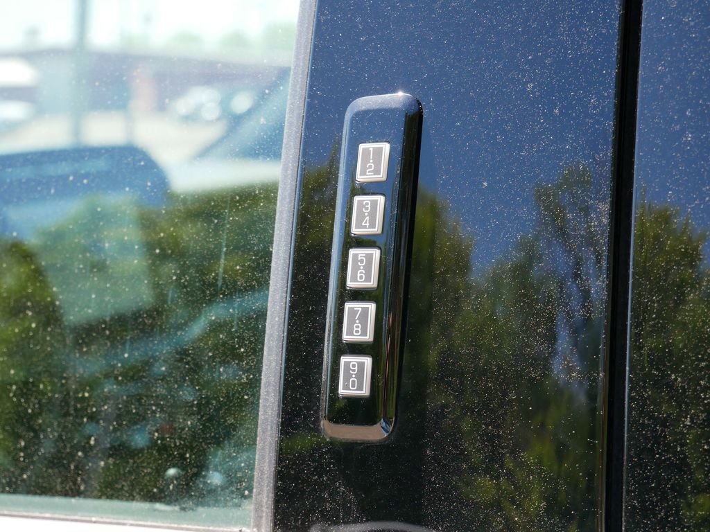 Certified Used 2022 Gray Ford XLT image 14
