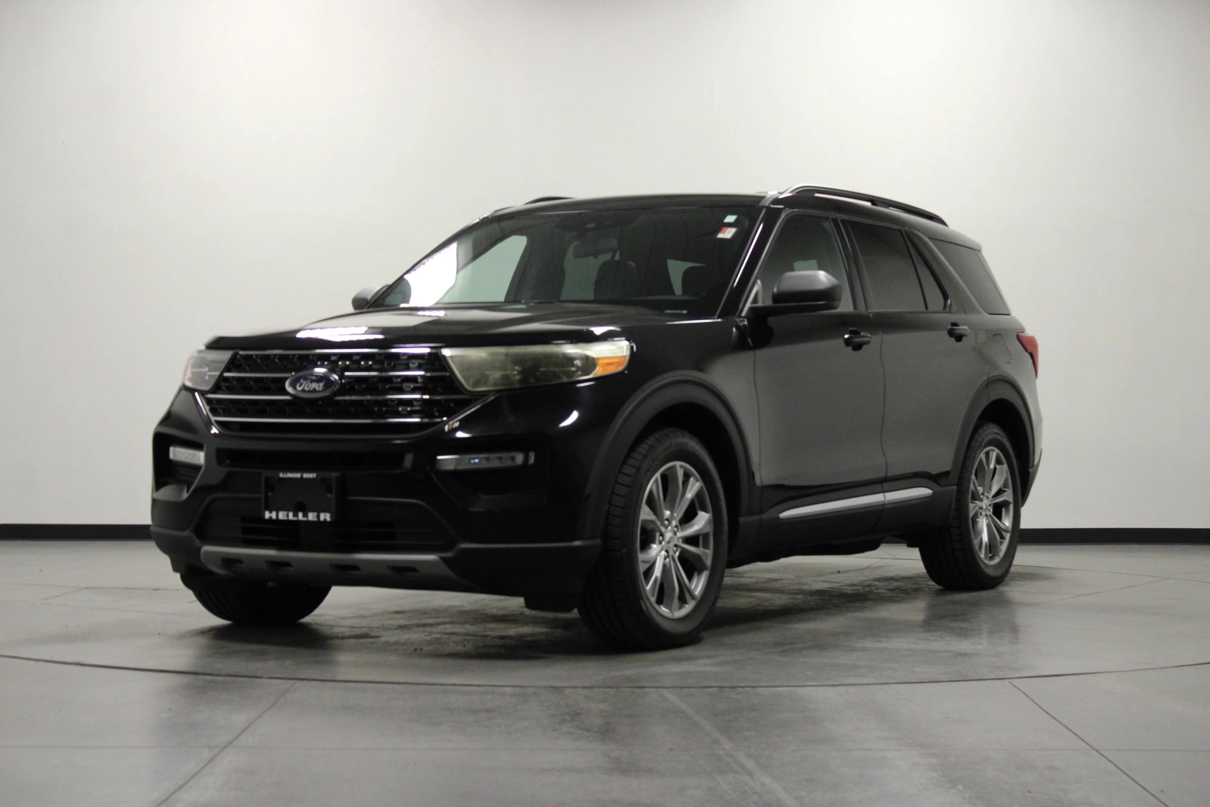 Used 2020 Black Metallic Ford XLT image 8