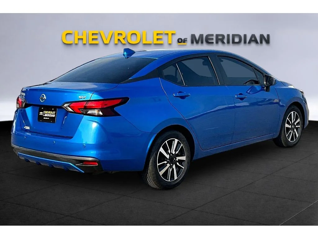 Used 2021 Blue Nissan SV image 10