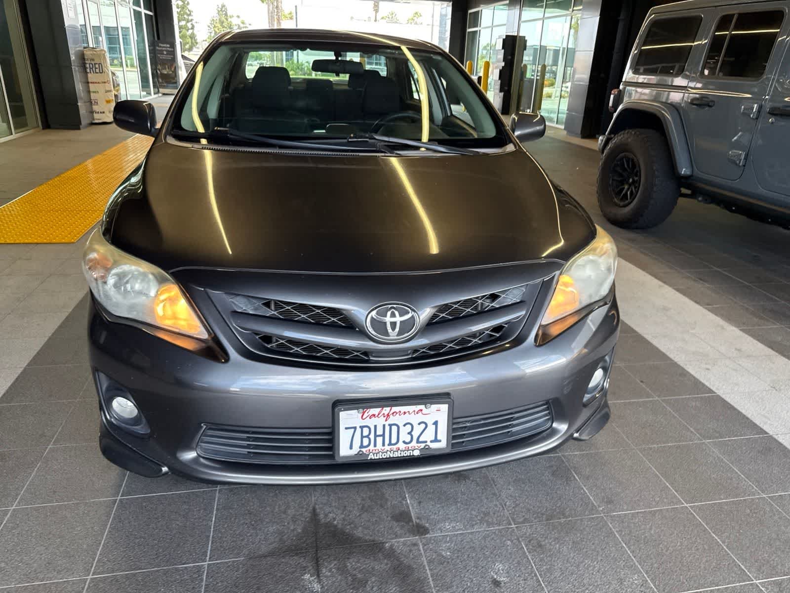 Used 2013 Magnetic Gray Metallic Toyota S image 4