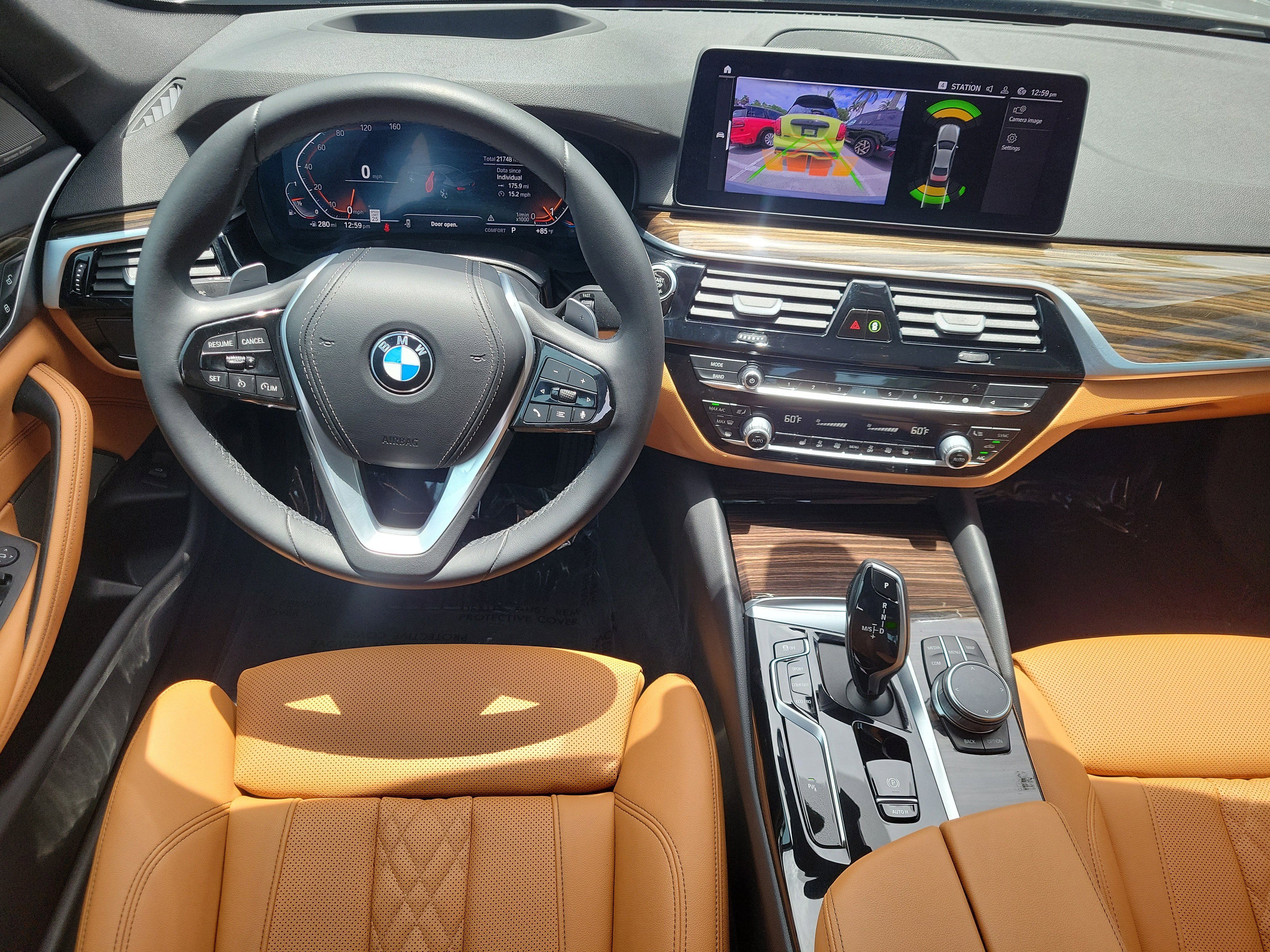 Used 2022 Bernina Grey Amber Effect Metallic BMW 530i image 7