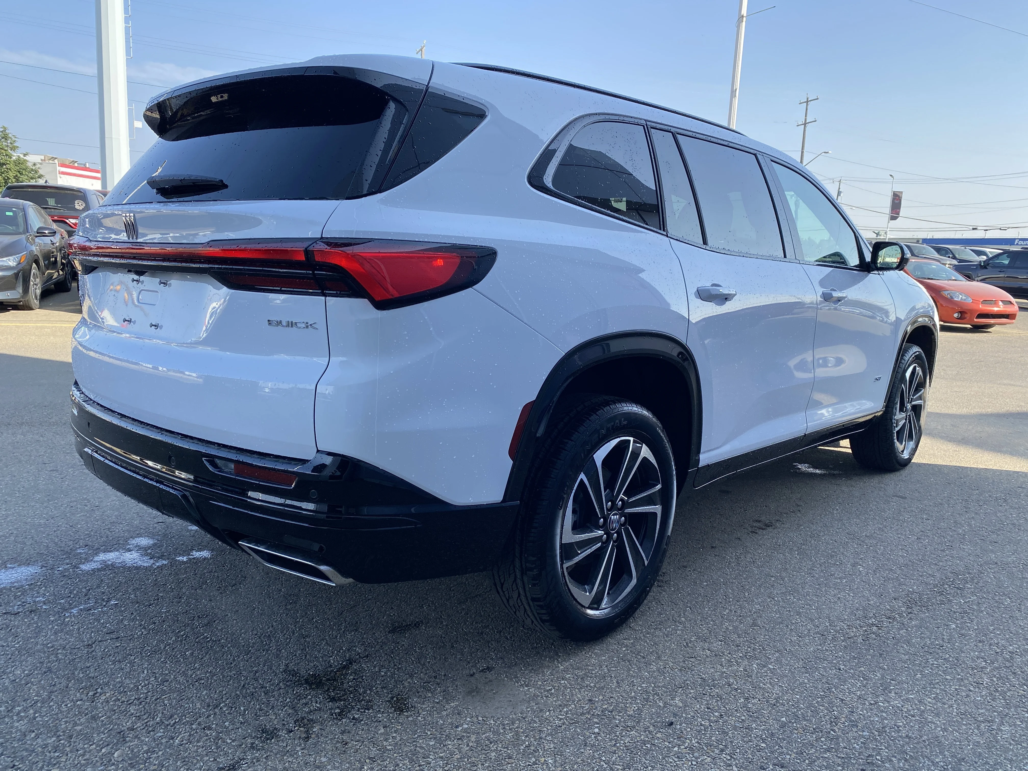 New 2026 Summit White Buick Sport Touring image 7