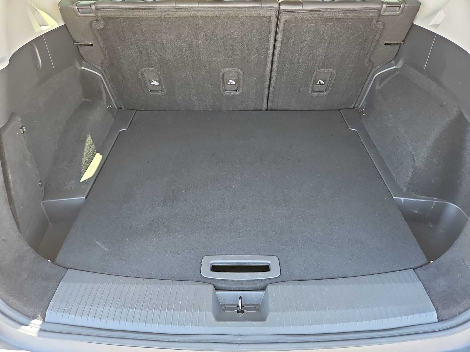 Used 2023 Boulder Gray Pearl/Super Black Nissan SV image 33