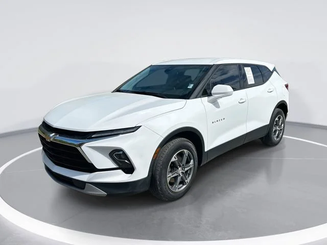 2023 Chevrolet Blazer 2.0T 2LT FWD's photo