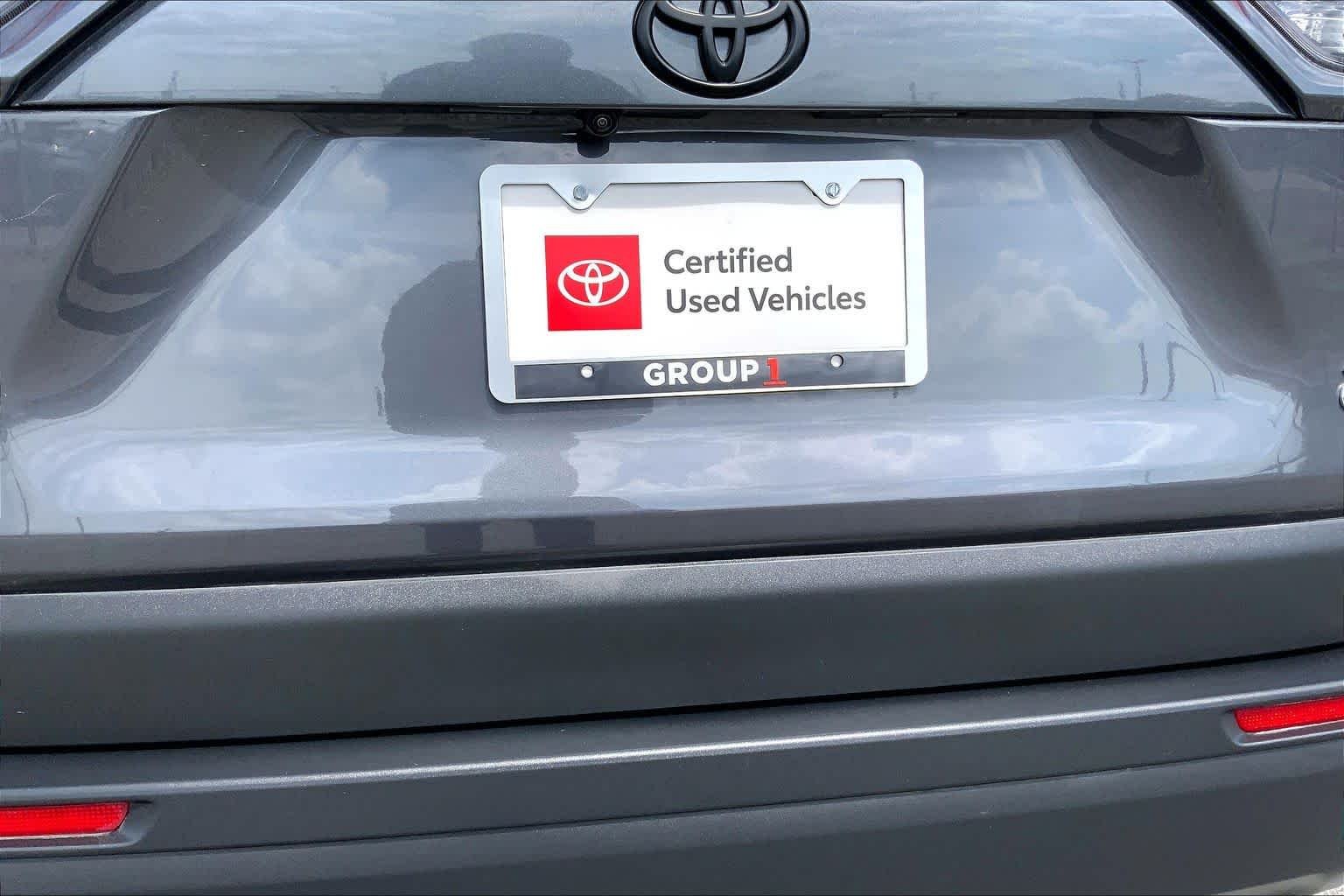 Used 2025 Magnetic Gray Metallic Toyota Hybrid XLE image 10