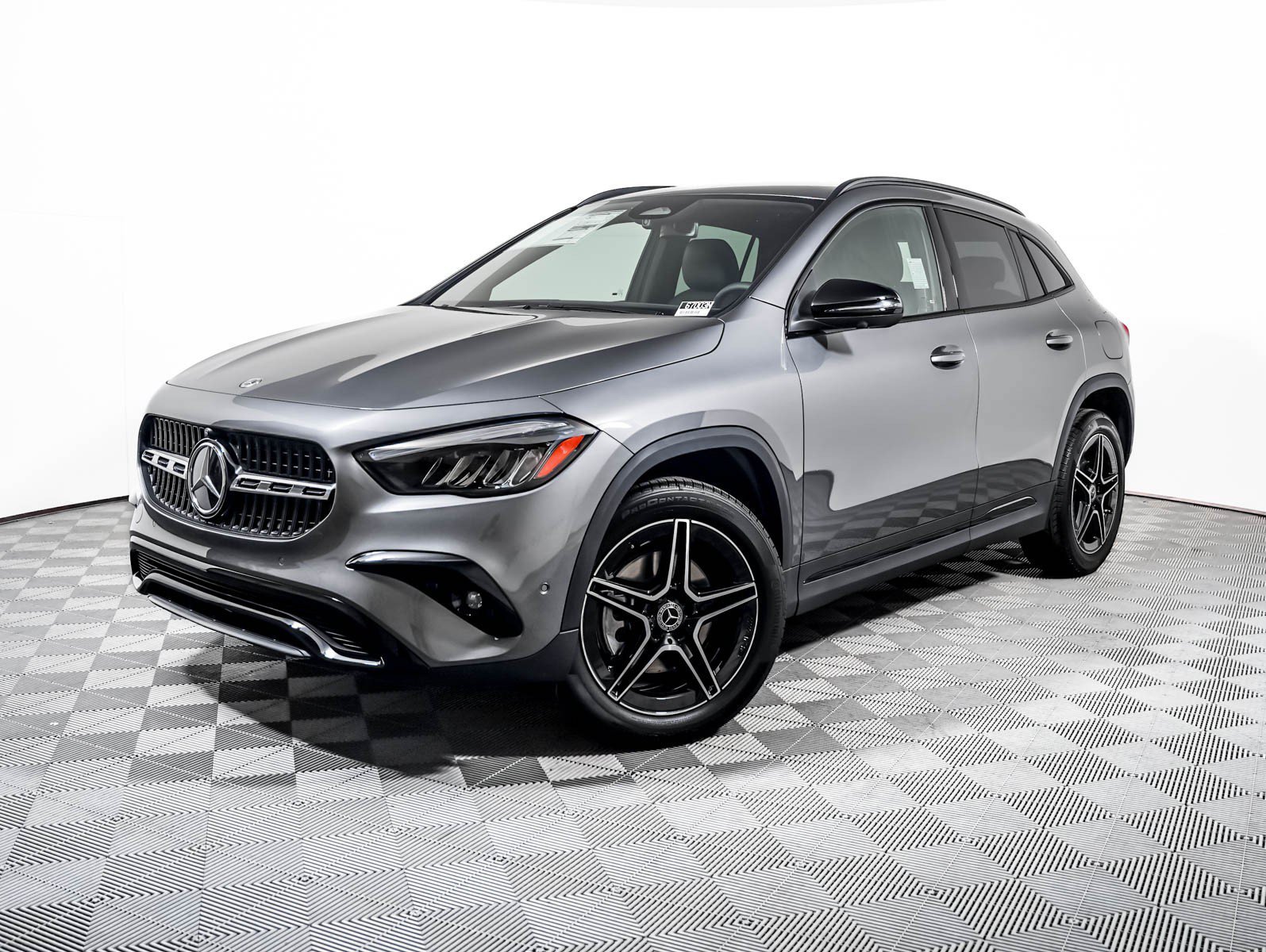 New 2026 Mountain Grey Metallic Mercedes-Benz GLA 250 image 1
