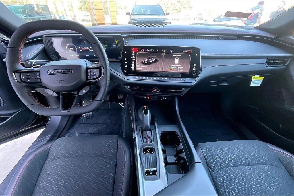 2025 Dodge Charger Daytona R/T - Photo 15
