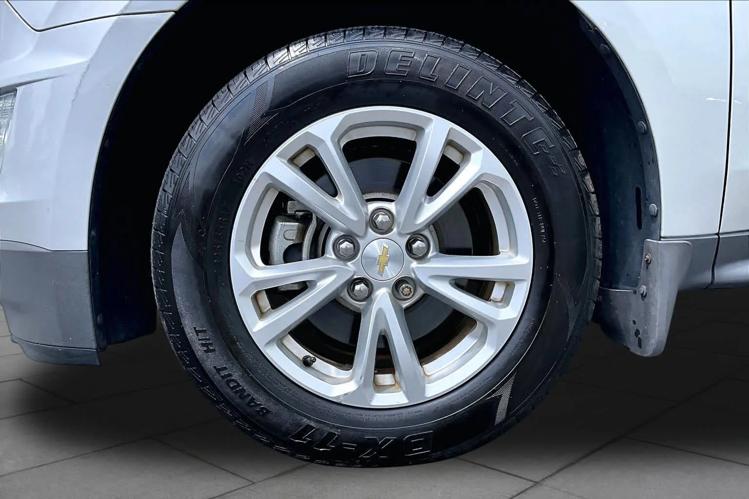 Used 2016 Silver Ice Metallic Chevrolet LT image 11