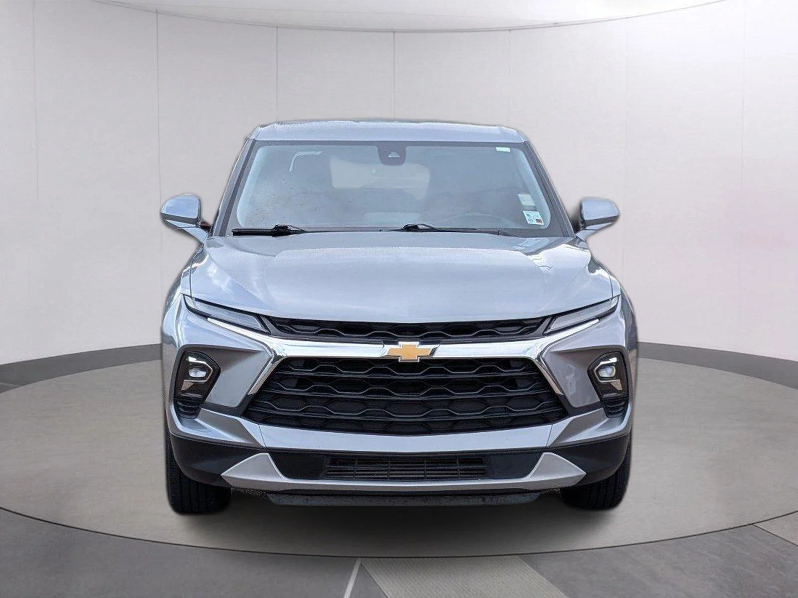 Used 2023 STERLING GRAY METALLIC Chevrolet LT image 9