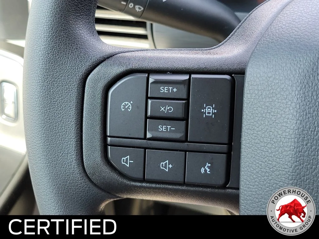 Used 2025 White Ford XL image 28