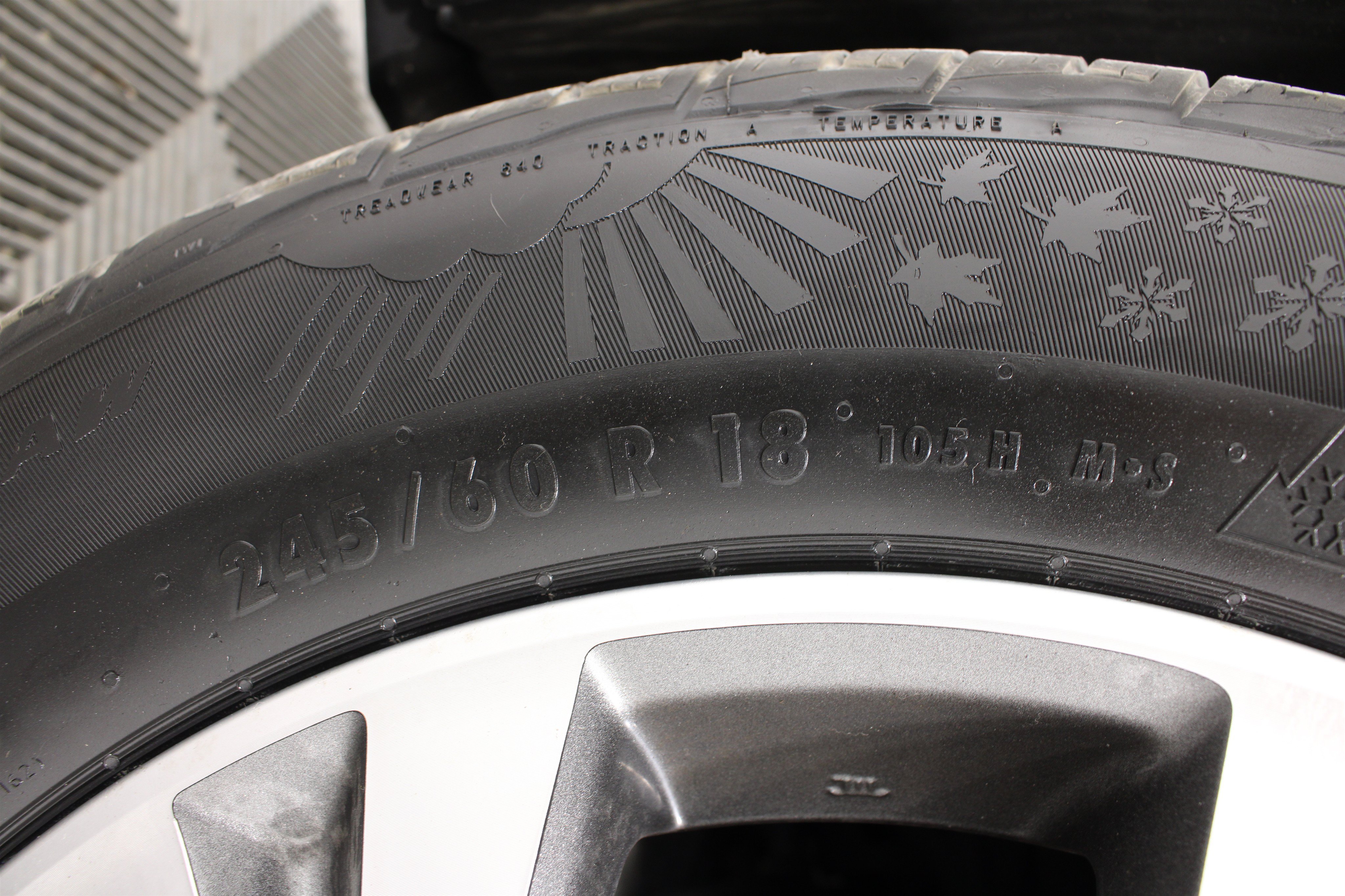 Used 2024 Magnetite Gray Metallic Subaru Premium image 36