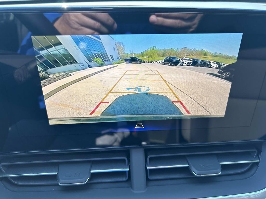 New 2026 Cacti Green Chevrolet ACTIV image 21