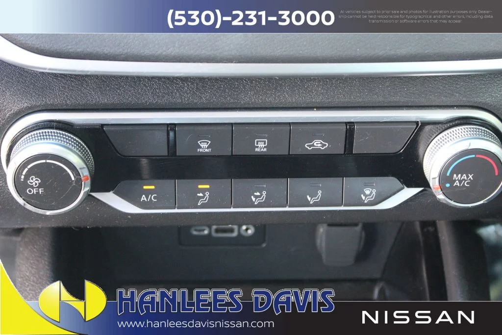 Used 2021 Blue Nissan 2.5 SV image 22