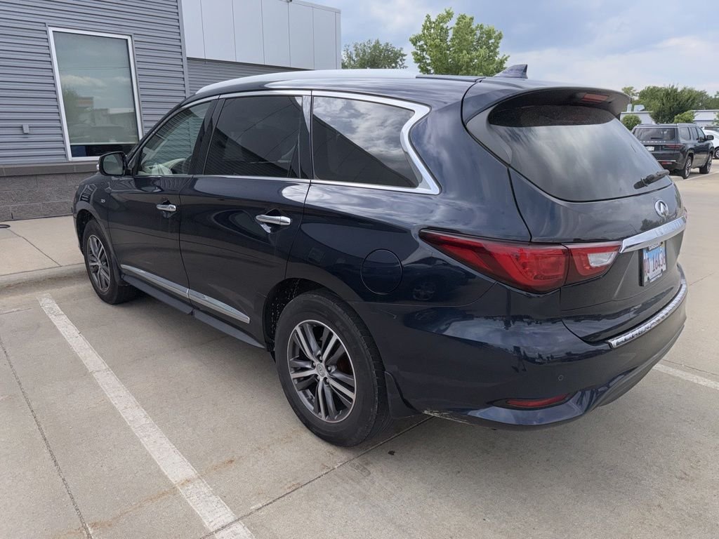 Used 2018 Blue INFINITI Base image 7