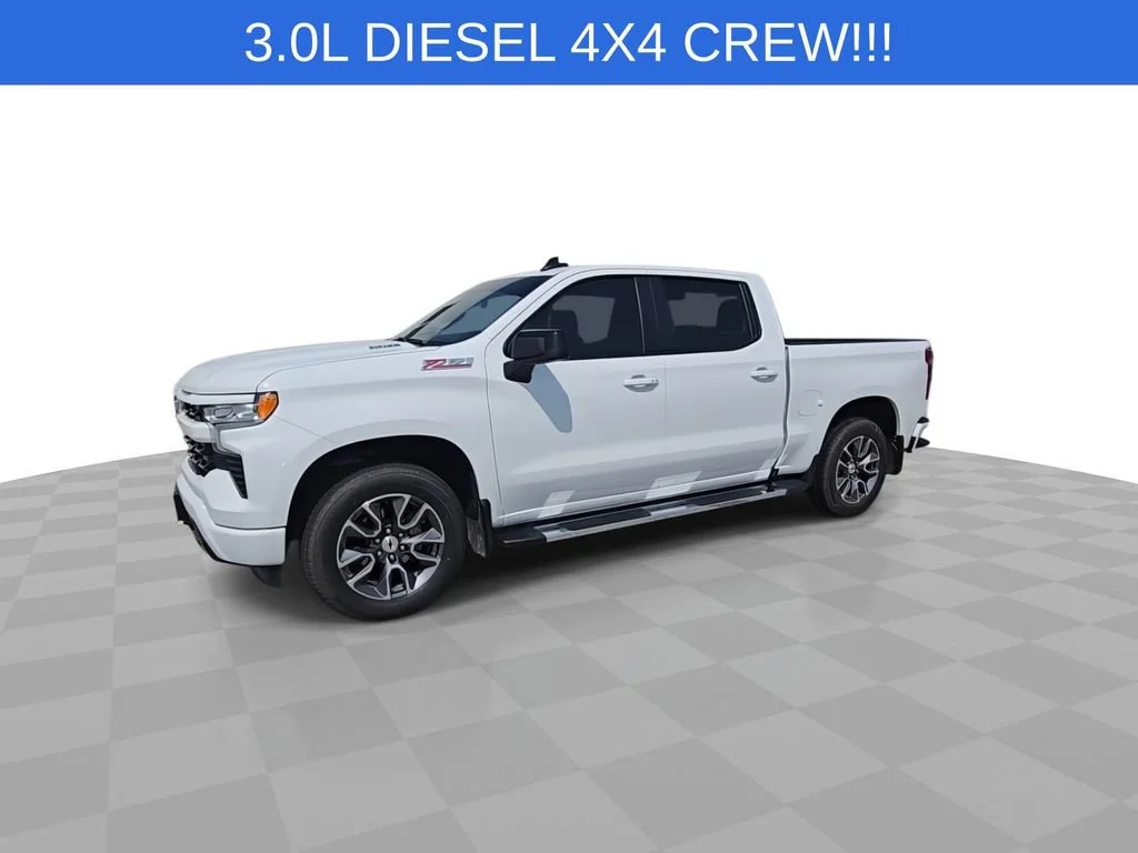 Used 2025 Summit White Chevrolet RST image 4