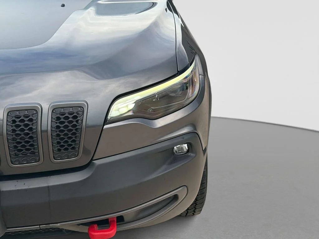 Used 2022 Gray Jeep Trailhawk image 11