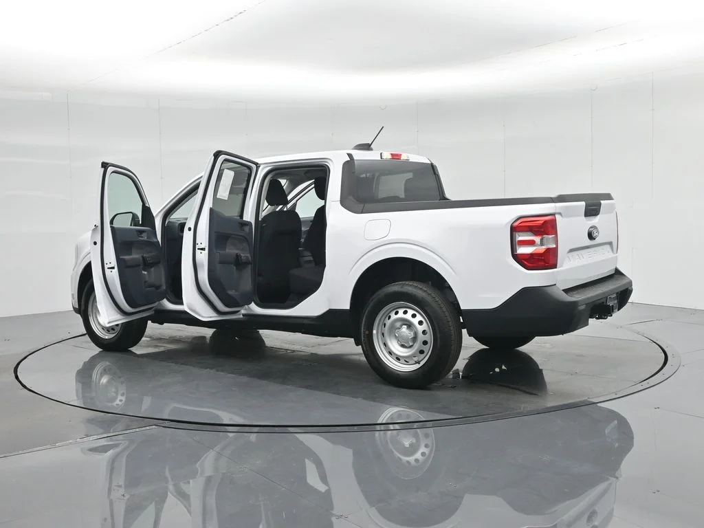 New 2026 Oxford White Ford XL image 31
