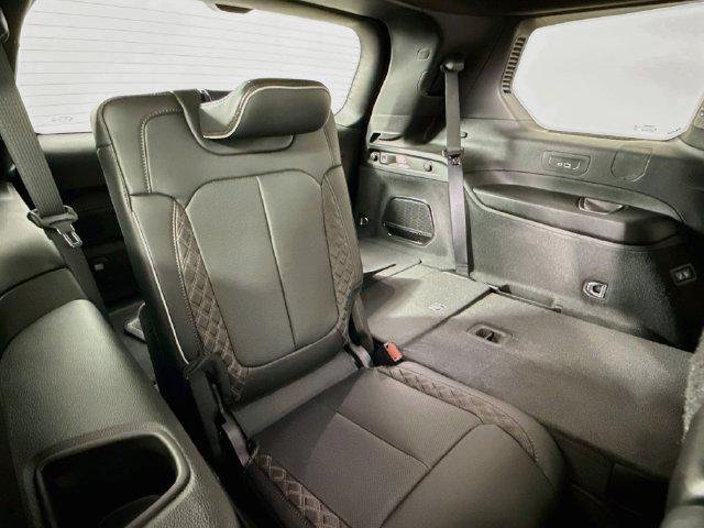 New 2027 High-Gloss Black Paint Jeep Summit image 29