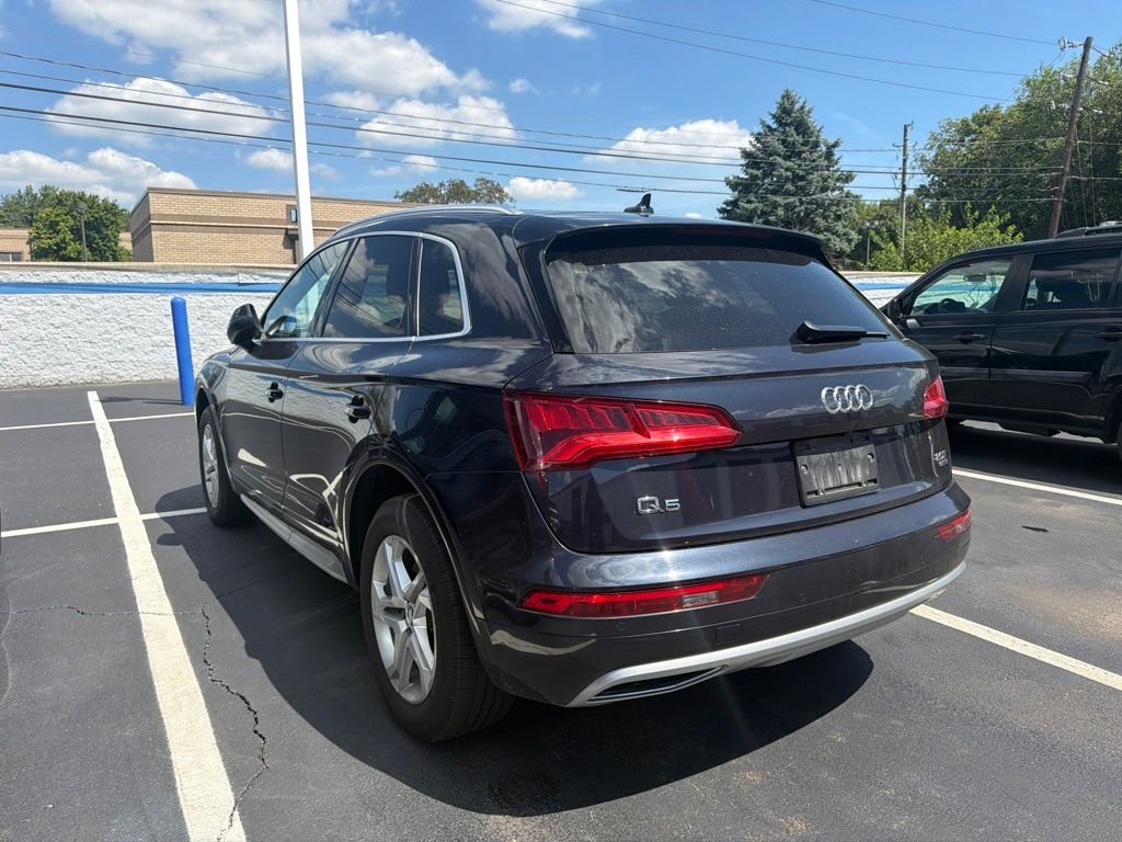 Used 2018  Audi 2.0T Premium Plus image 2
