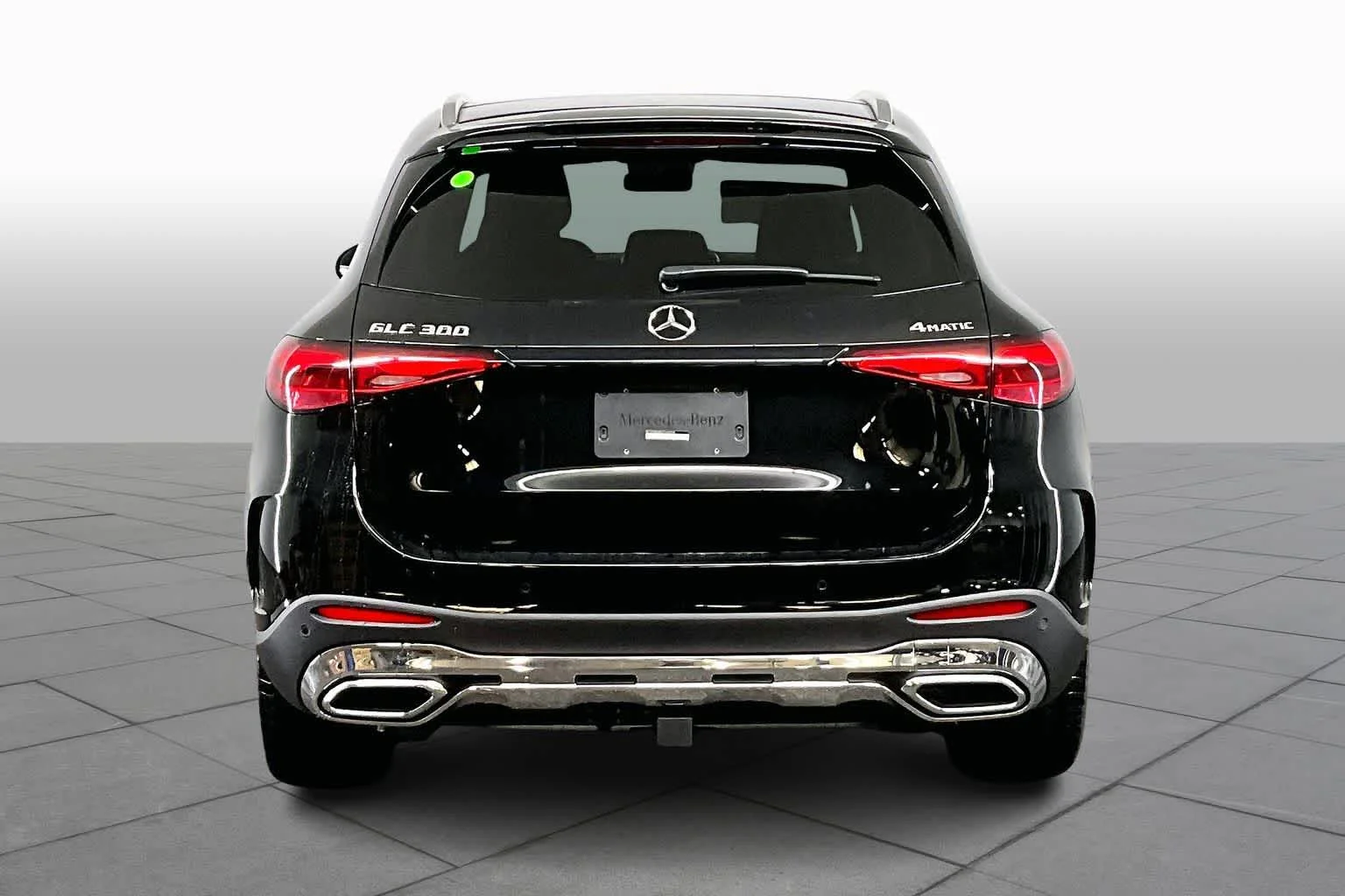 New 2026 040/Black Mercedes-Benz GLC 300 image 5