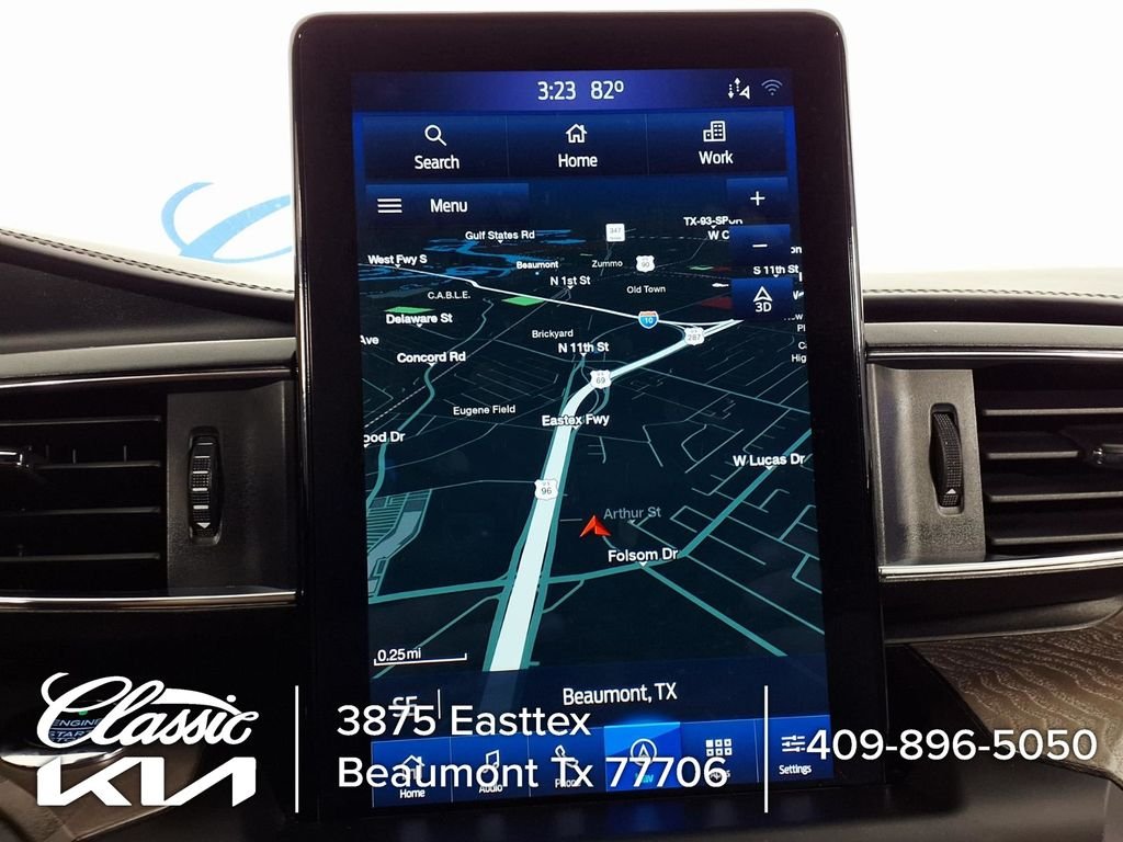 Used 2020 Silver Ford Platinum image 13