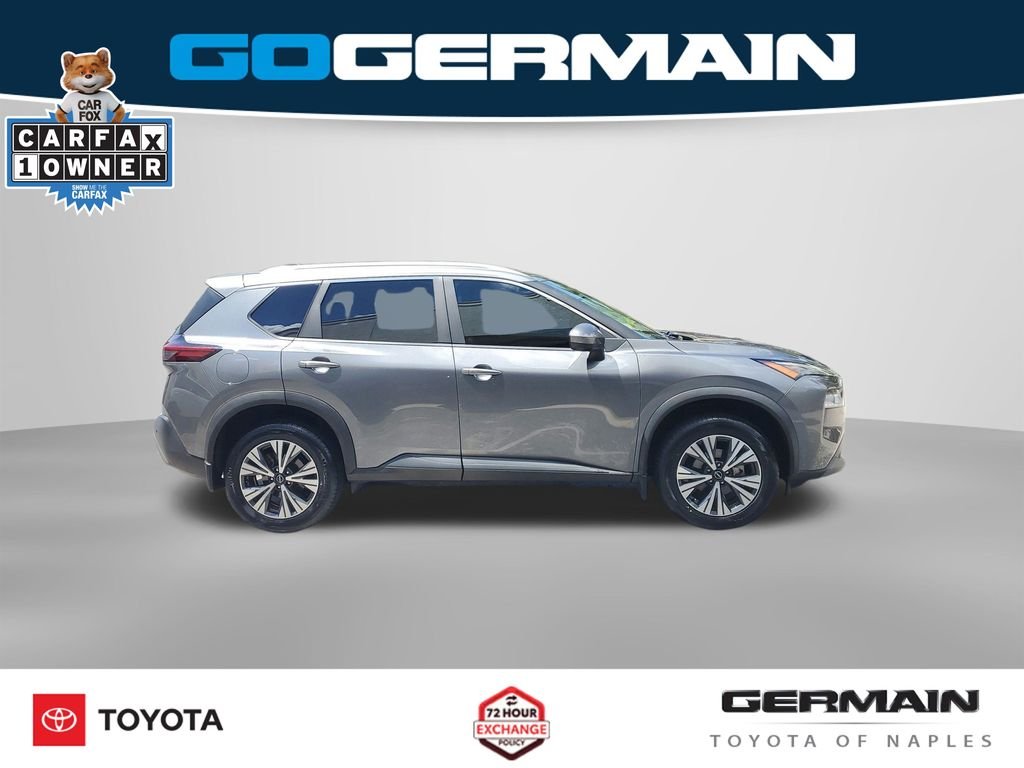 Used 2023 Gray Nissan SV image 8