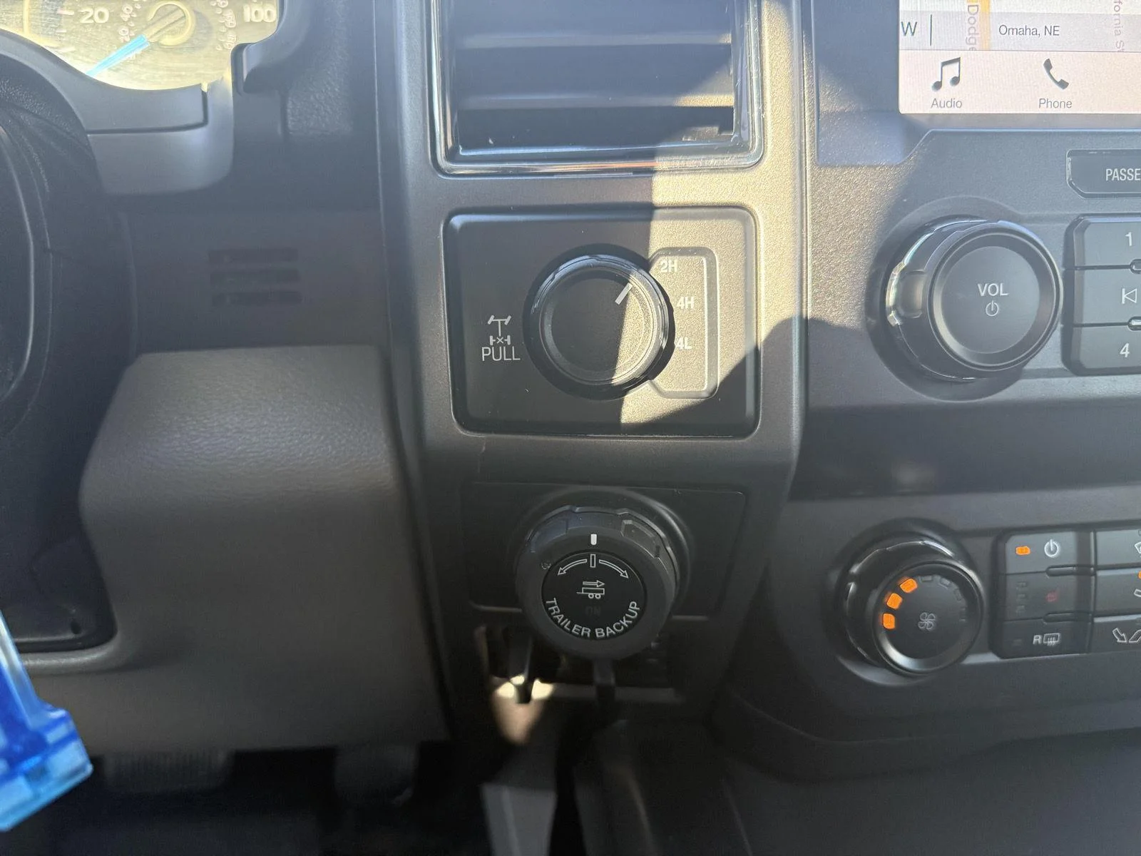 Used 2019 Oxford White Ford XLT image 23