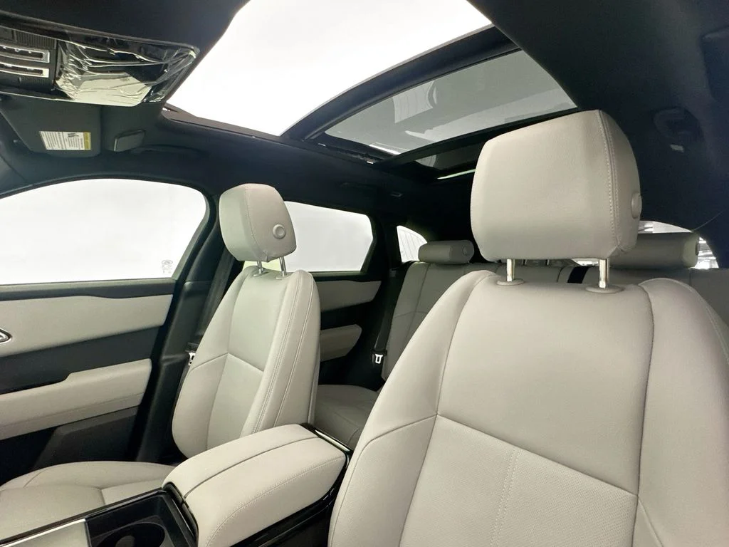 New 2026 Fuji White Land Rover S image 22