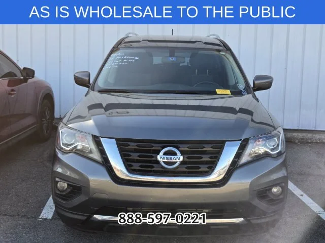 Used 2018 Gray Nissan SV image 9