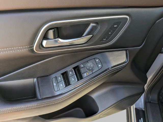 Certified Used 2023 Gray Nissan Platinum image 18