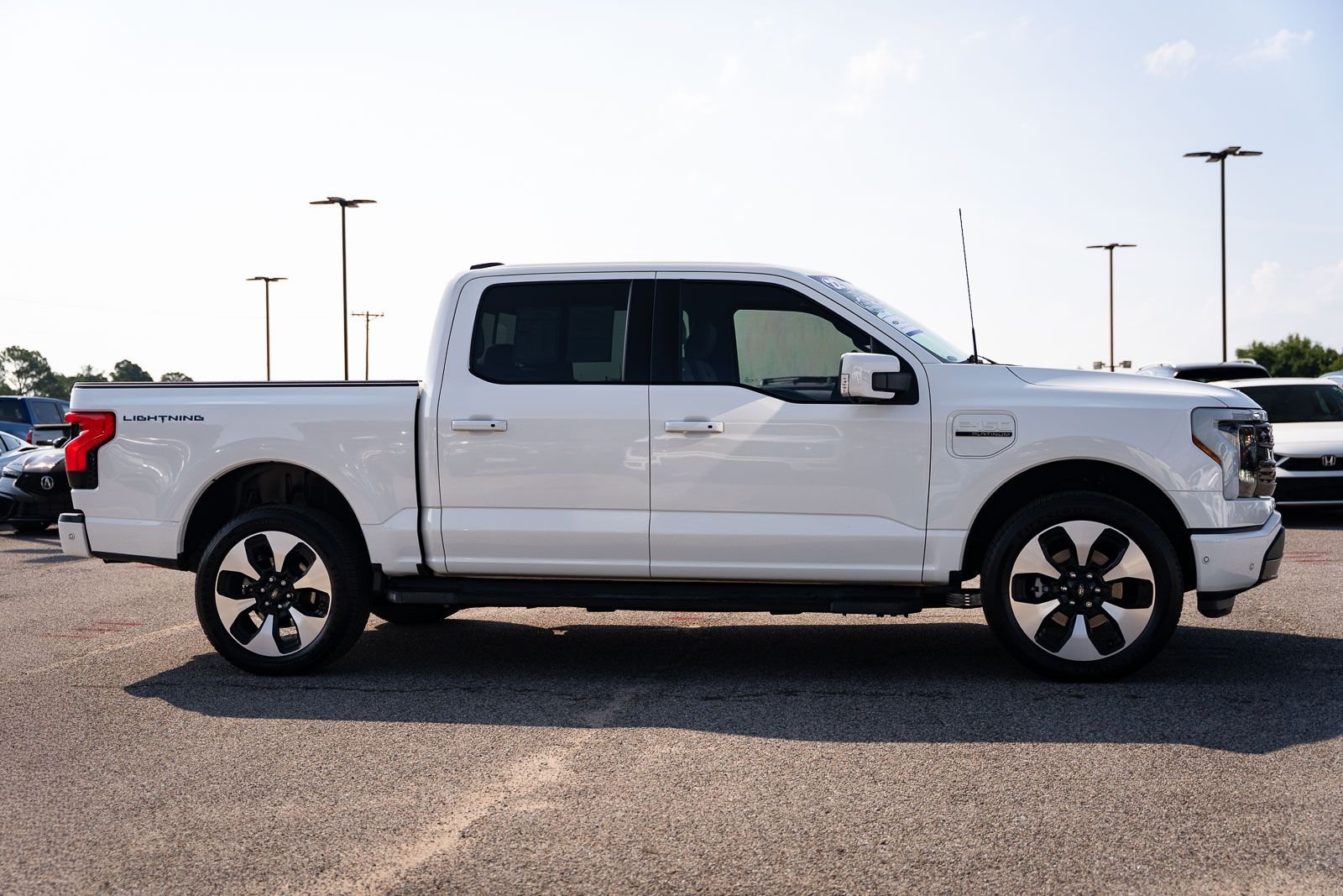 Certified Used 2022 White Ford Platinum image 9