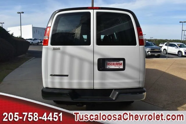 2025 Chevrolet Express Cargo Work Van - Photo 8