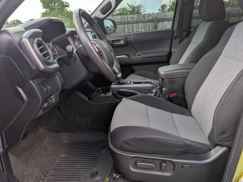 Certified Used 2023  Toyota TRD Off-Road image 11
