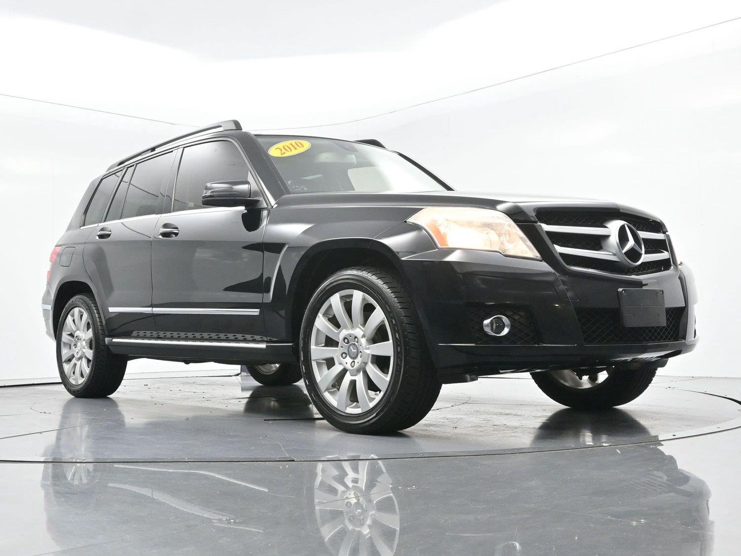 Used 2010 Black Mercedes-Benz GLK 350 image 47