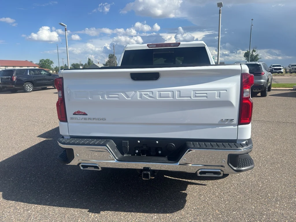 Used 2023 Summit White Chevrolet LTZ image 7