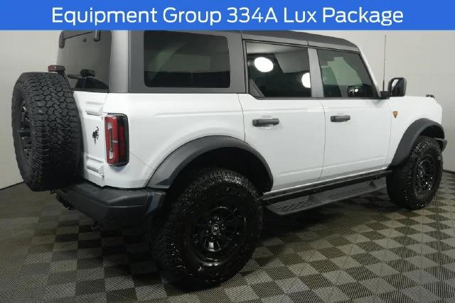 New 2026 Oxford White Ford Badlands® image 3