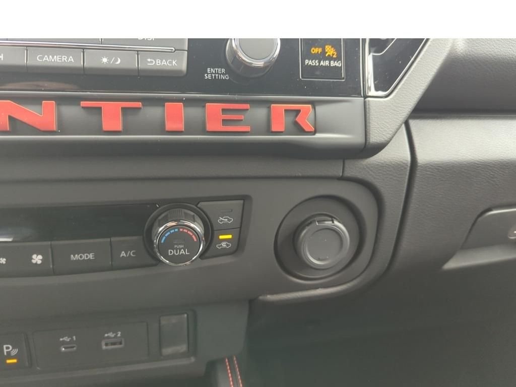 2025 Nissan Frontier PRO-4X - Photo 15