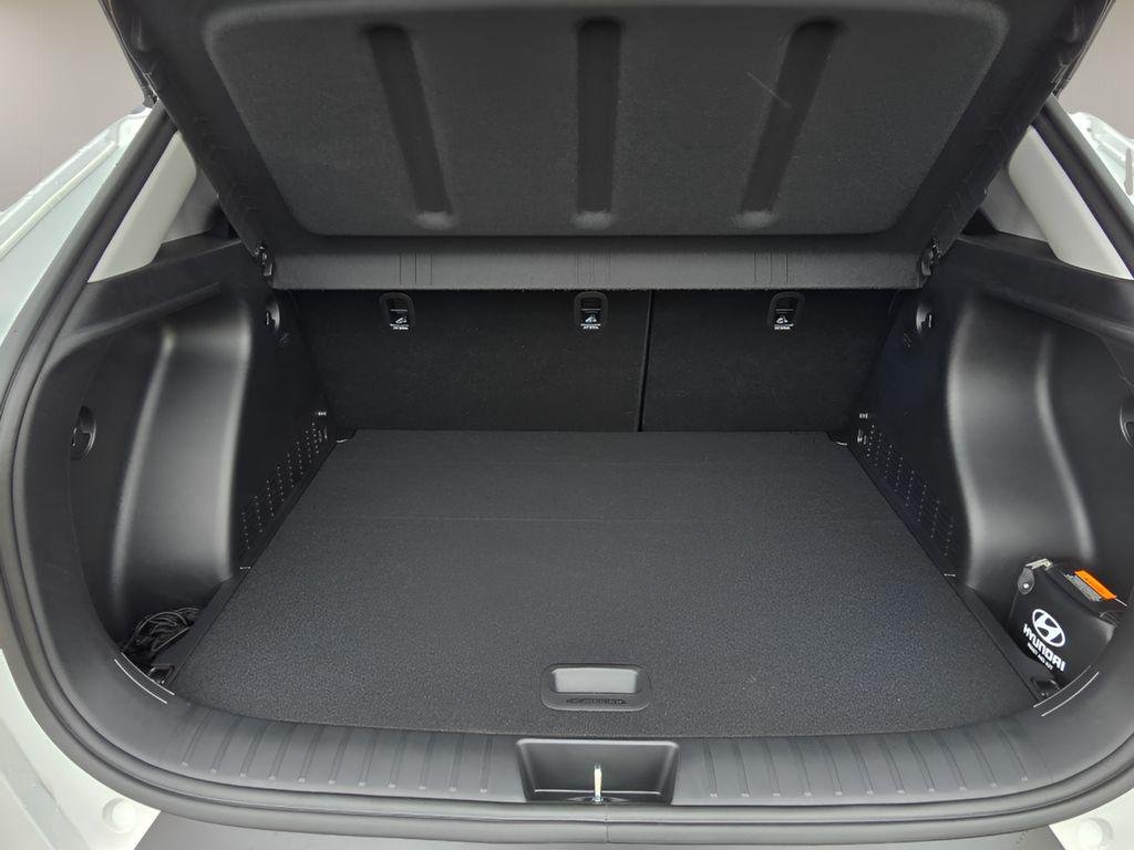 New 2026 Atlas White Hyundai SEL Premium AWD image 29