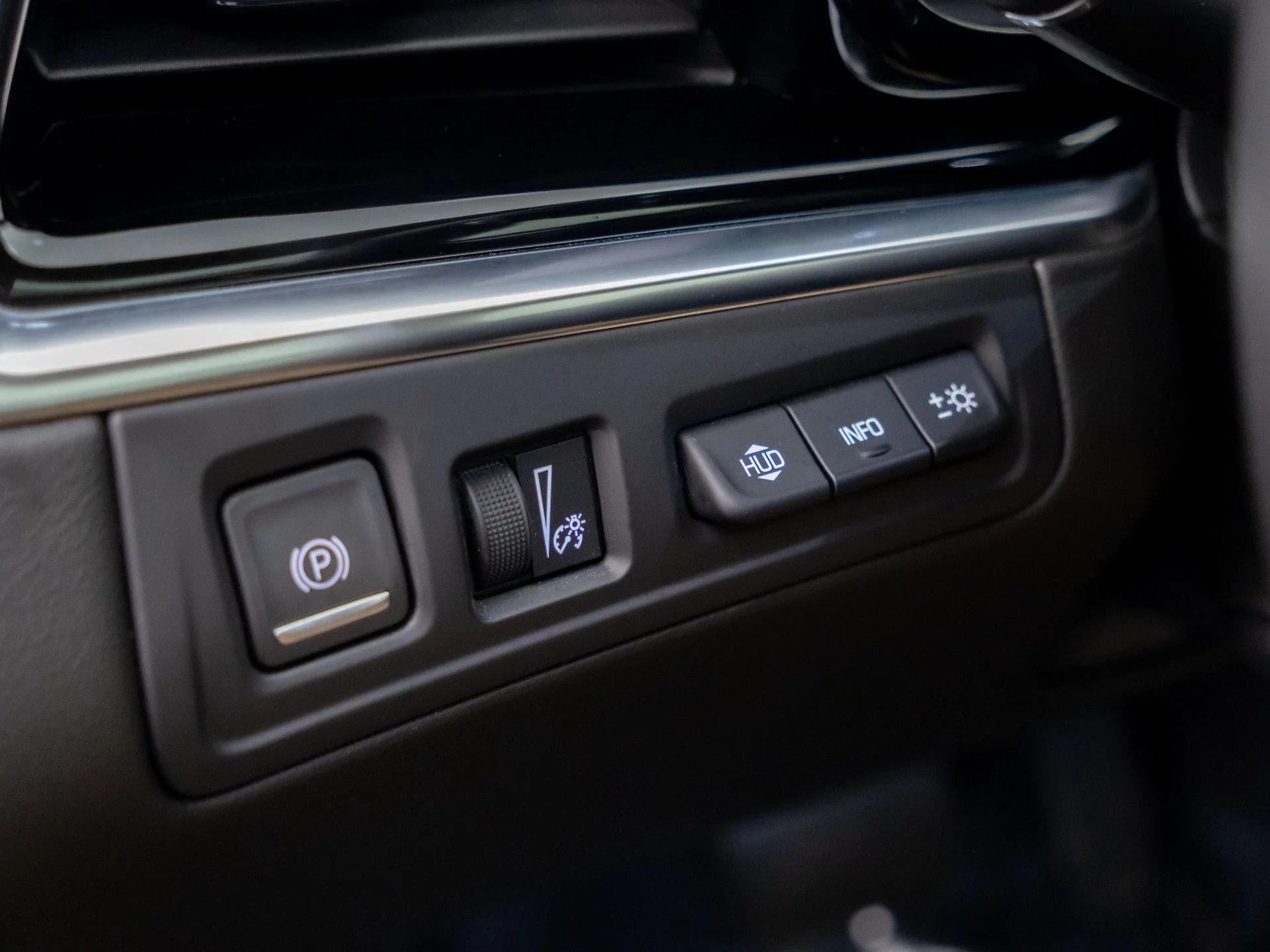 Used 2025 Black Cadillac Premium Luxury image 18
