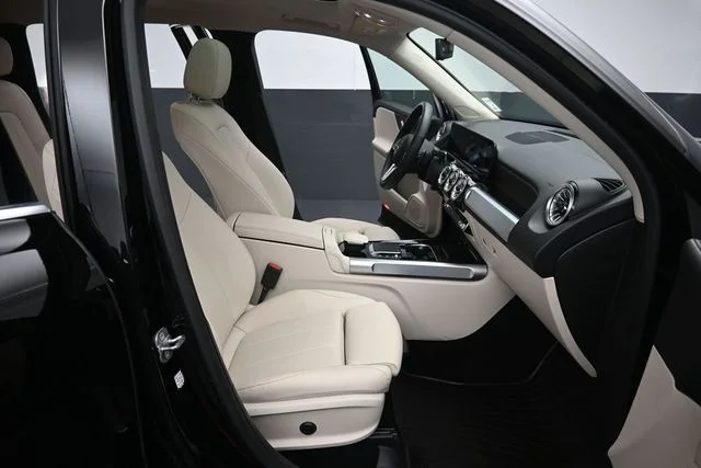 Certified Used 2023 Black Mercedes-Benz GLB 250 image 30