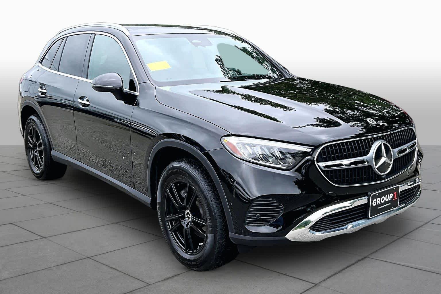 Used 2024 Polar White Mercedes-Benz GLC 300 image 3