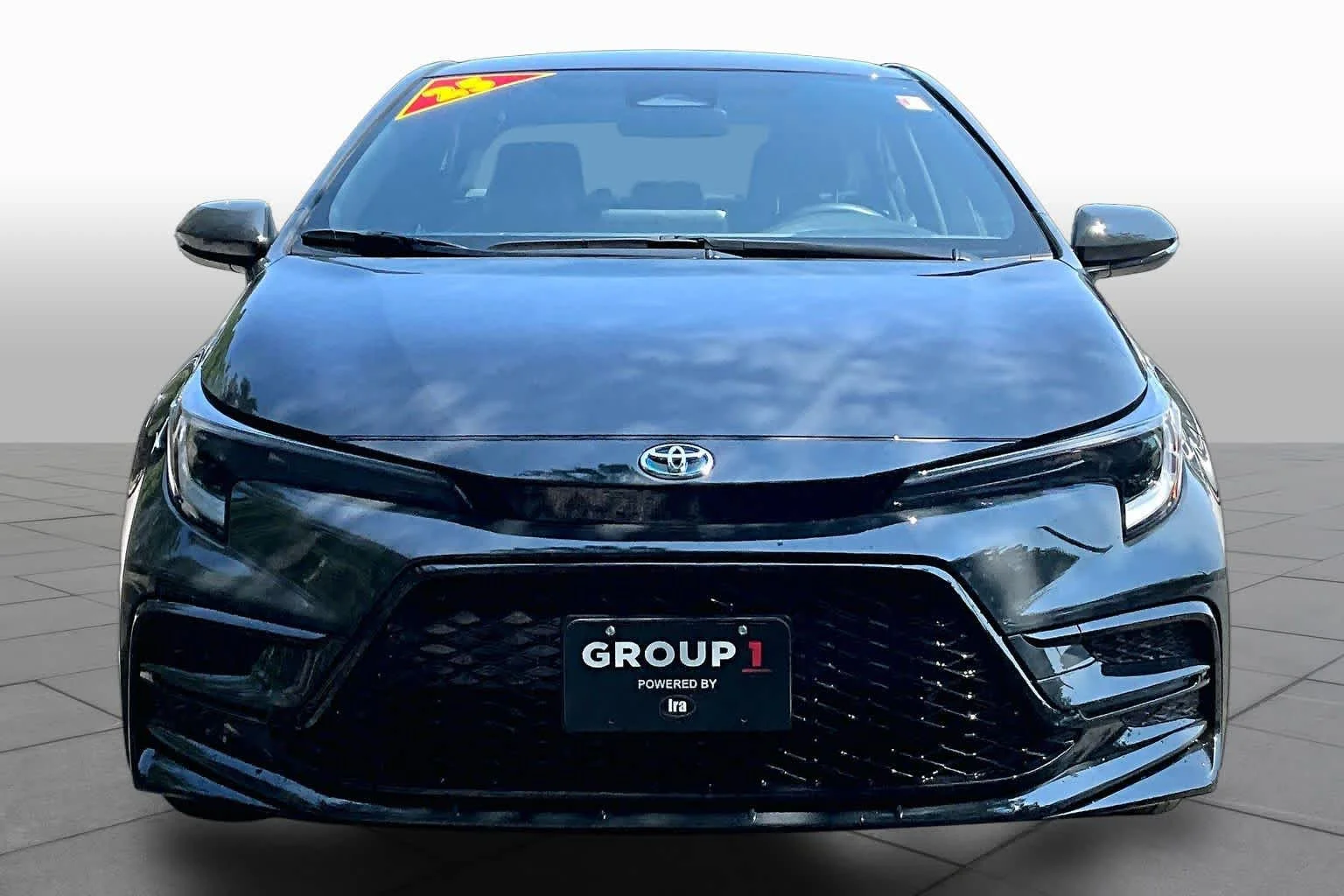 Used 2025 Underground Toyota Hybrid SE image 4