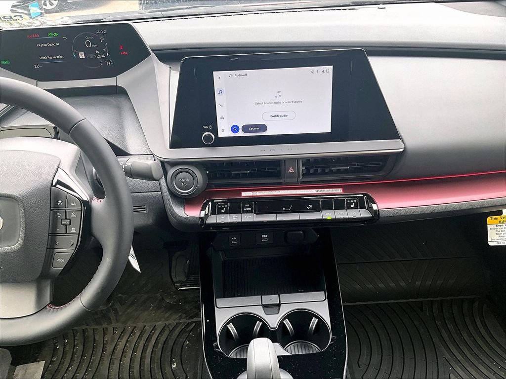2026 Toyota Prius Plug-in Hybrid XSE - Photo 13