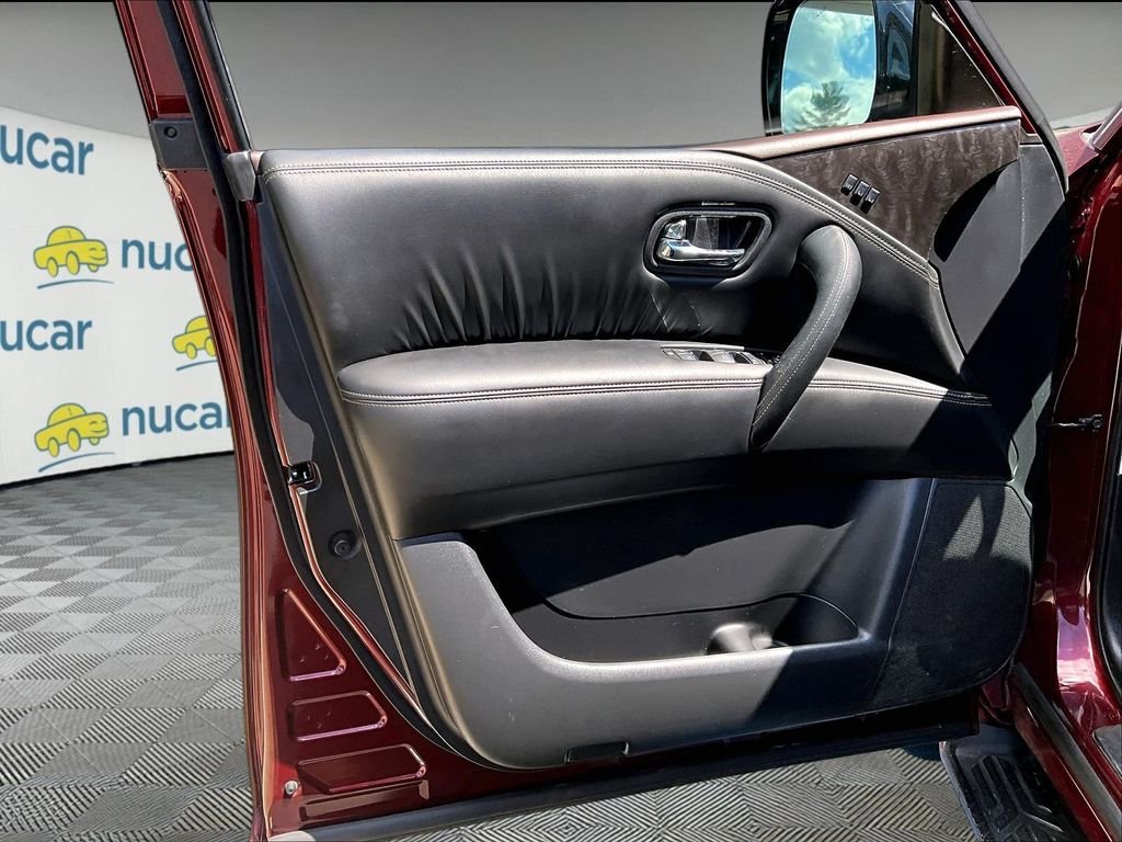 Used 2024 Red Nissan Platinum image 9