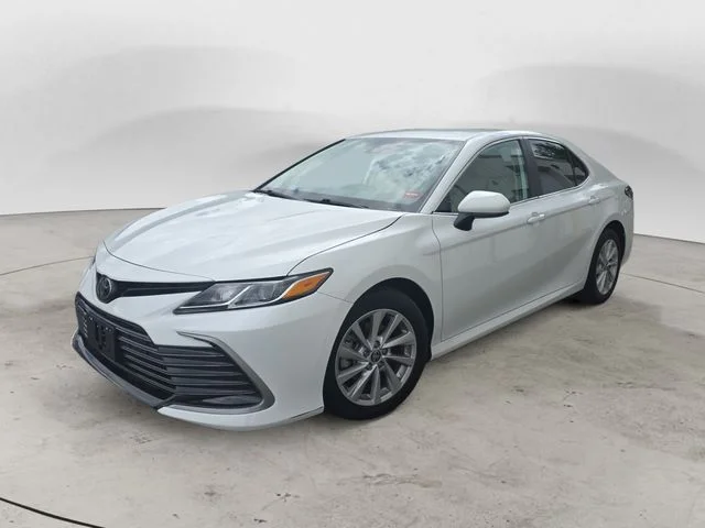 Used 2024 Ice Toyota LE image 1