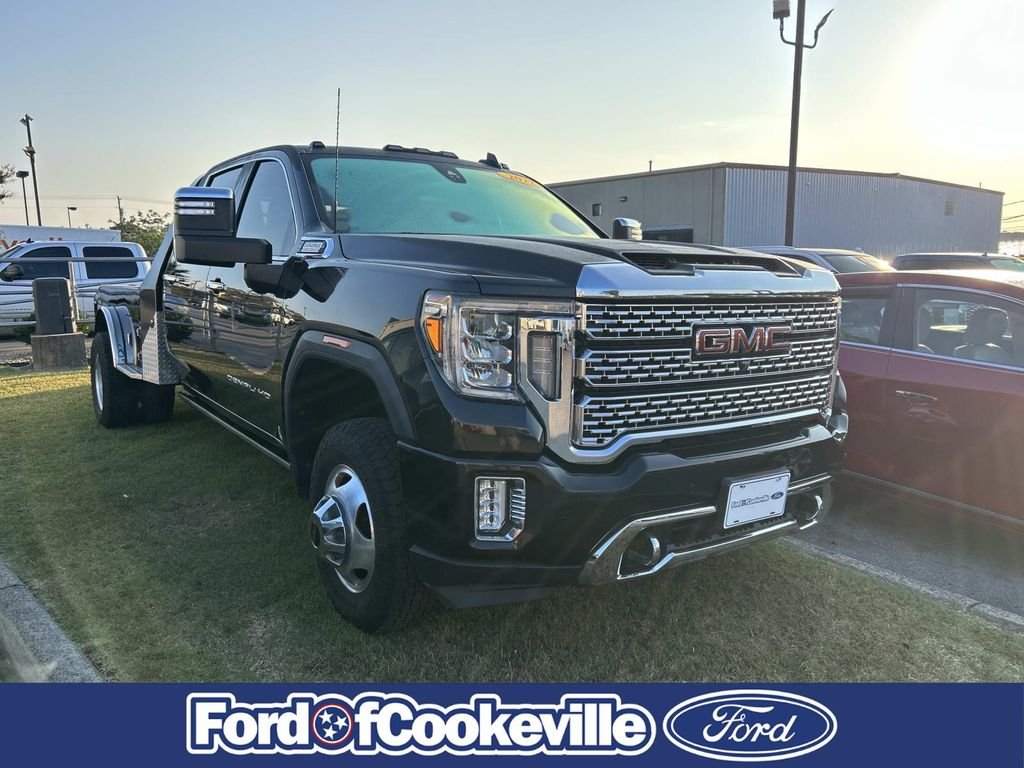 Used 2022 Ebony Twilight Metallic GMC Denali image 2