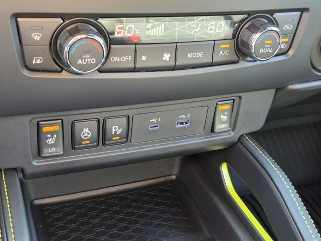 New 2027 Alpine Metallic Nissan Crew Cab SV image 17