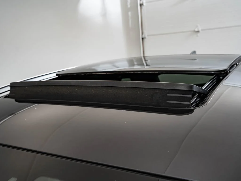 Used 2019 Dark Graphite Metallic BMW xDrive30i image 14