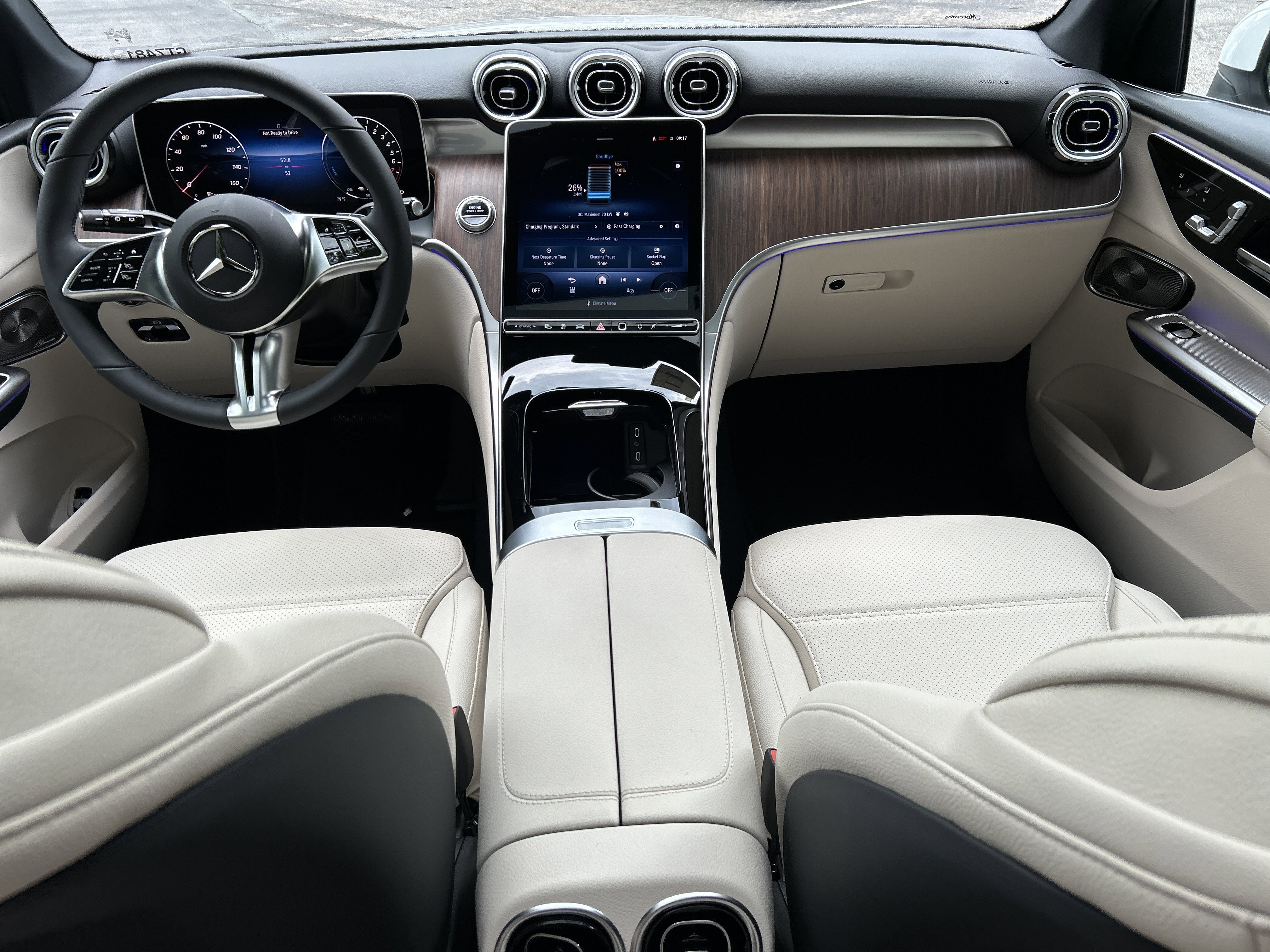 New 2026 Polar White Mercedes-Benz GLC 350e 4MATIC® SUV image 24
